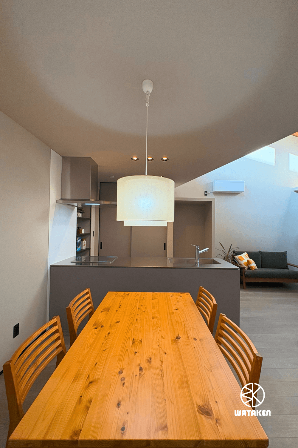 ダイニングキッチン_隠す収納