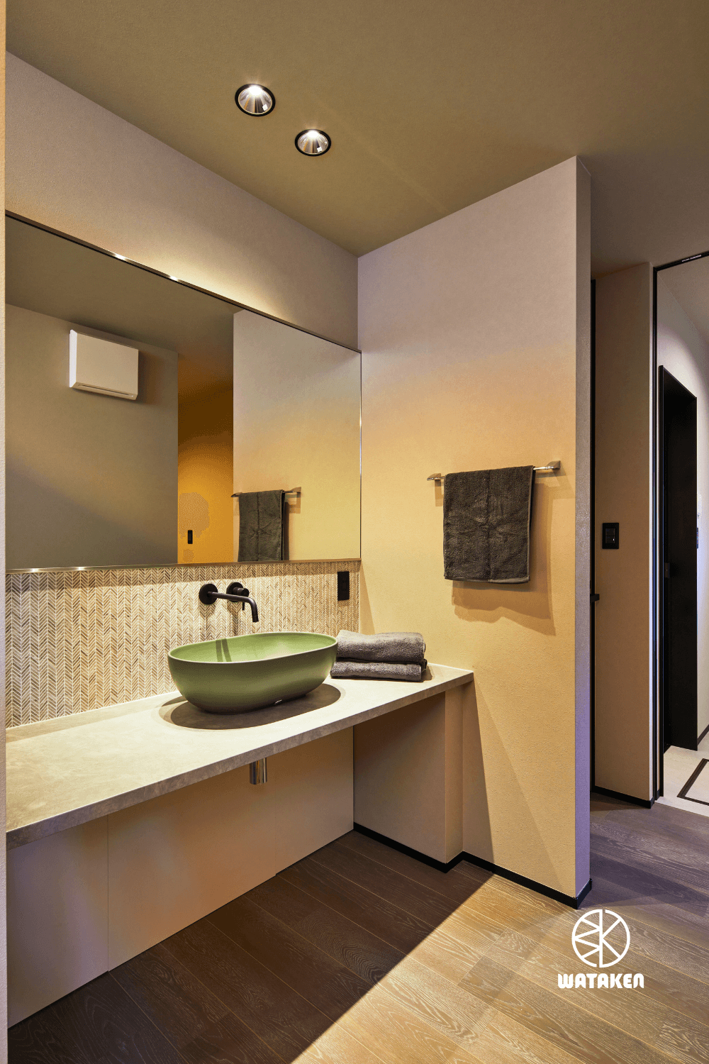 洗面_コンパクトにまとまった水まわり