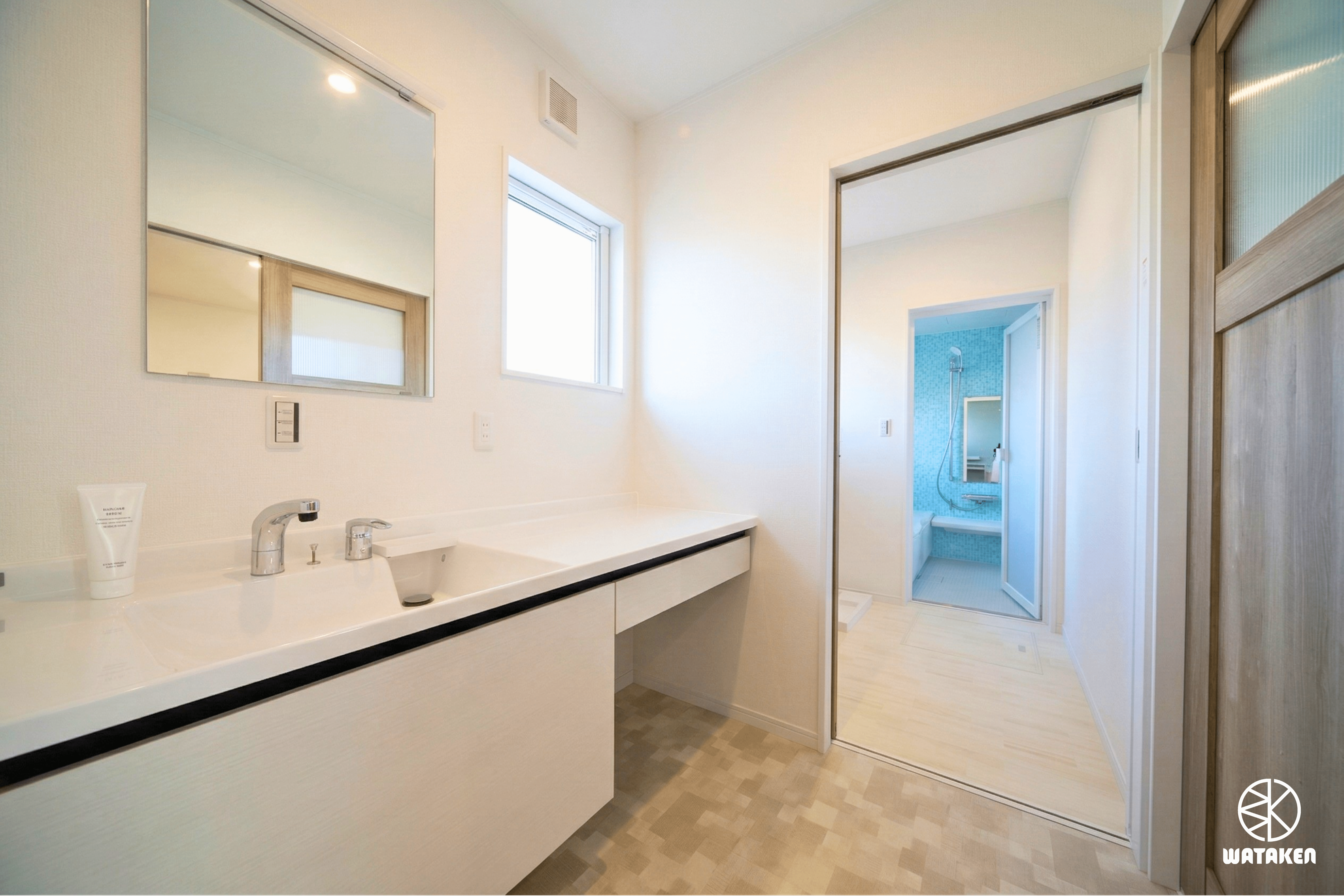 シンプル洗面台